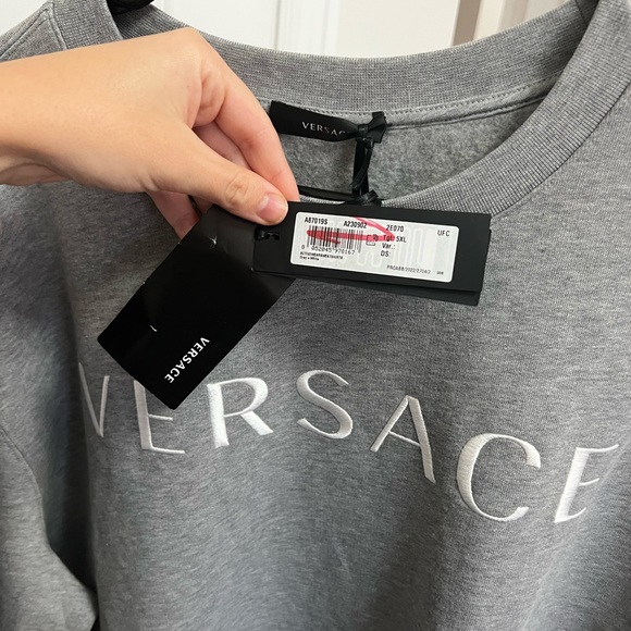 Versace grey sweater designer sale - Picture 3 of 5